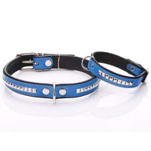 Blaues Lederhalsband Mit...